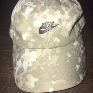 Nike Camouflage sporty hat unisex/universal fit